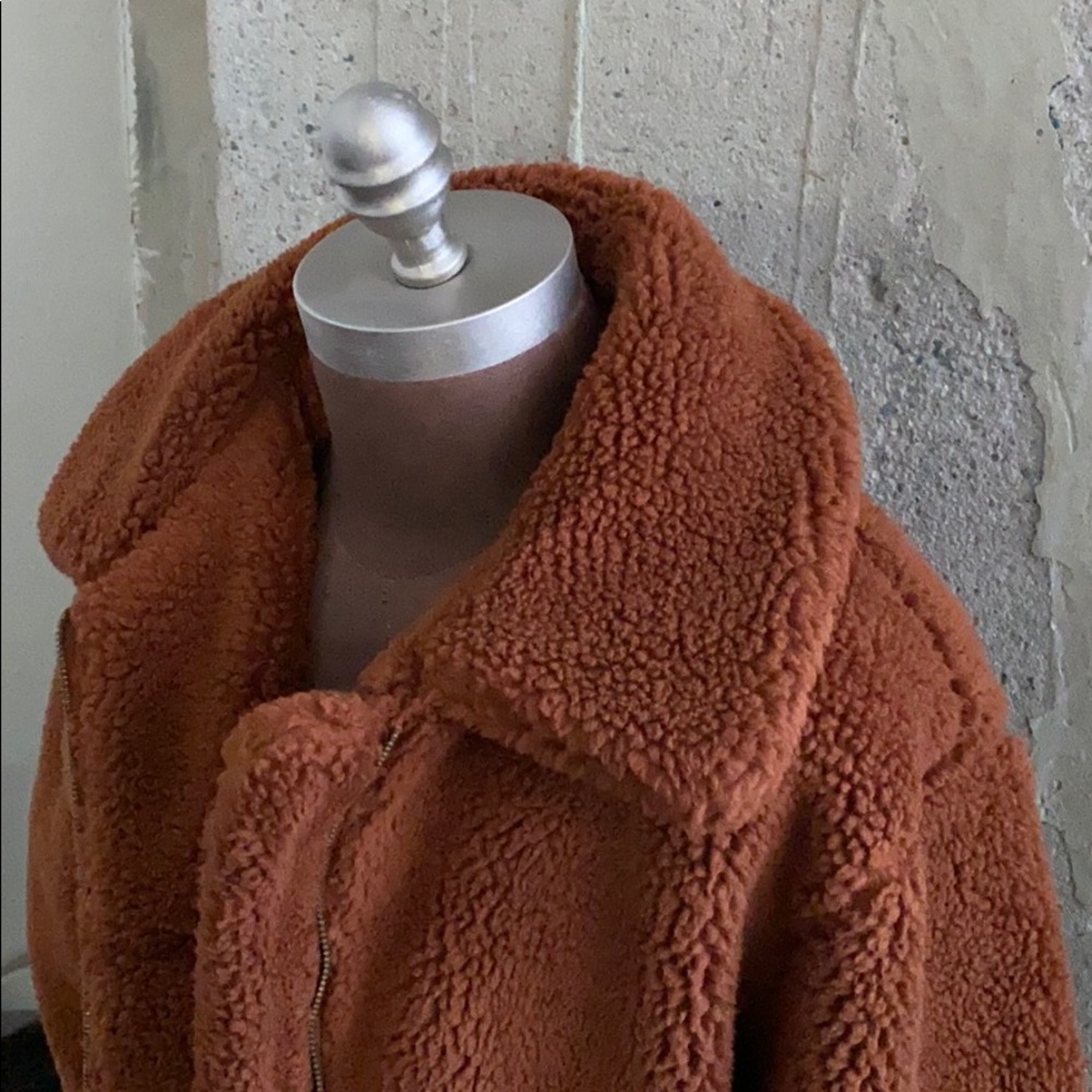 NWOT Elodie Faux Shearling Jacket - Picture 6 of 11